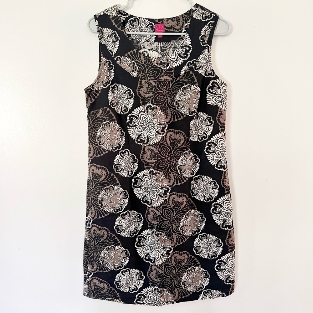 212 Collection Linen Cotton Medallion Print Shift Dress Size 8 Black Knee Length